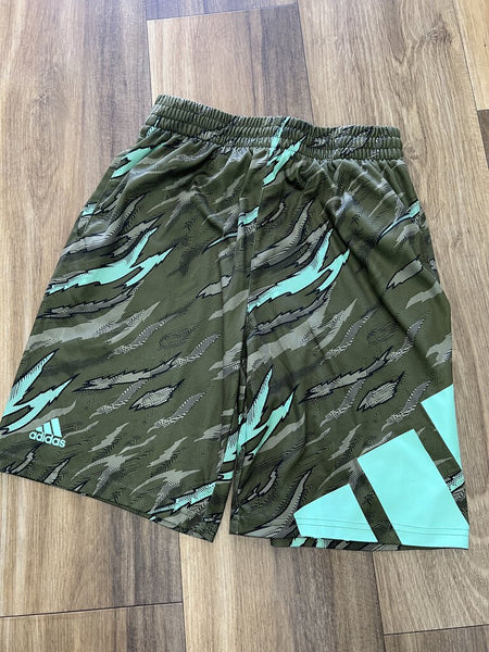 Green athletic short