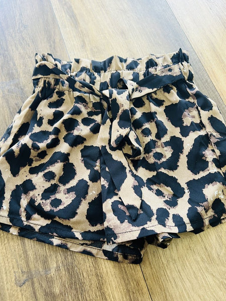 animal print short